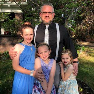 Meet your Posher, Chad